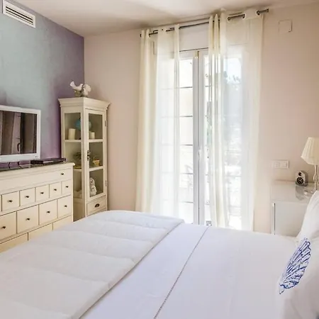 Large 10 Guests Villa Marbella